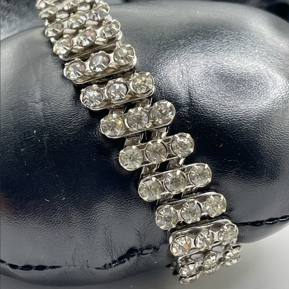 12.3.23.16- Rare***Vintage Bogoff Rhinestone Neck… - image 3